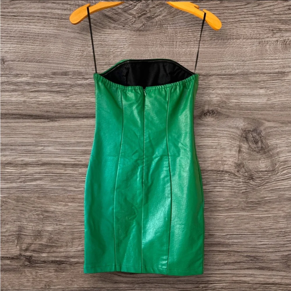 PRINCESS POLLY NWT women’s green Elyse strapless mini dress - Picture 2 of 9